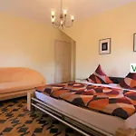 Luxus Emg Hannover, Messe, Braunschweig Mit Sauna, Garten Fuer Familien Gruppen Bis 25 Personen Vila