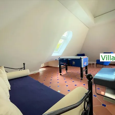 Luxus Rollstuhlgerechtes Emg Hannover, Messe, Mit Sauna, Garten, Fuer Familien Gruppen Bis 25 Personen