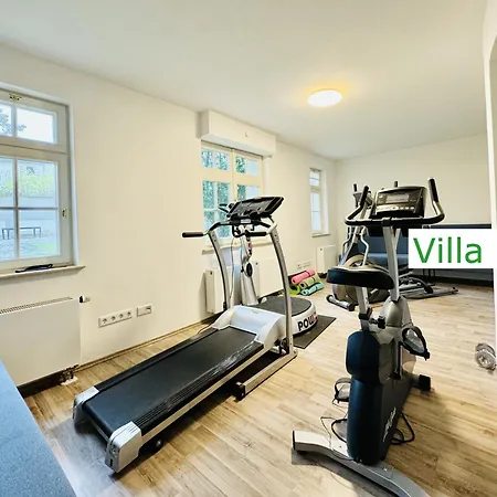 Luxus Rollstuhlgerechtes Emg Hannover, Messe, Mit Sauna, Garten, Fuer Familien Gruppen Bis 25 Personen * 莱尔特