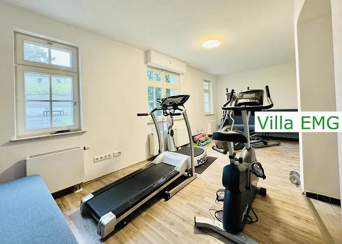 Luxus Emg Hannover, Messe, Braunschweig Mit Sauna, Garten Fuer Familien Gruppen Bis 25 Personen * Лерте